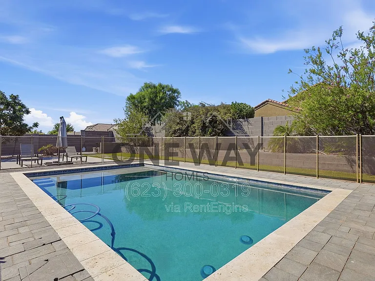 30558 W Clarendon Ave — Photo 42