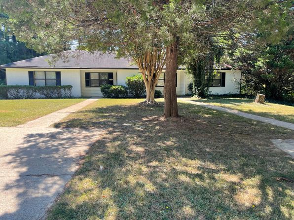 3256 Sarah Lou Dr