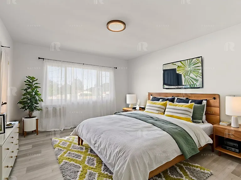 (Ar/Jo/Em:B) 350 S. Sierra Madre Blvd — Photo 12