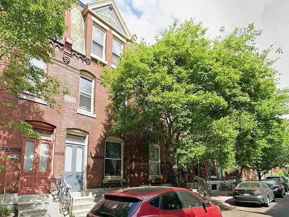 1st image of 826 N Woodstock St #1
