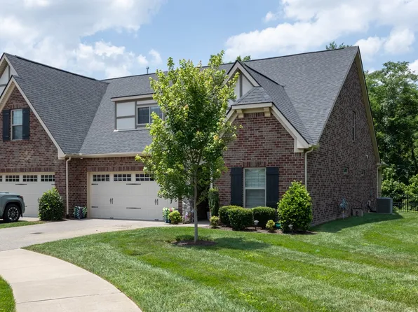 1811 Ravenwood Ct, Lebanon, TN 37090
