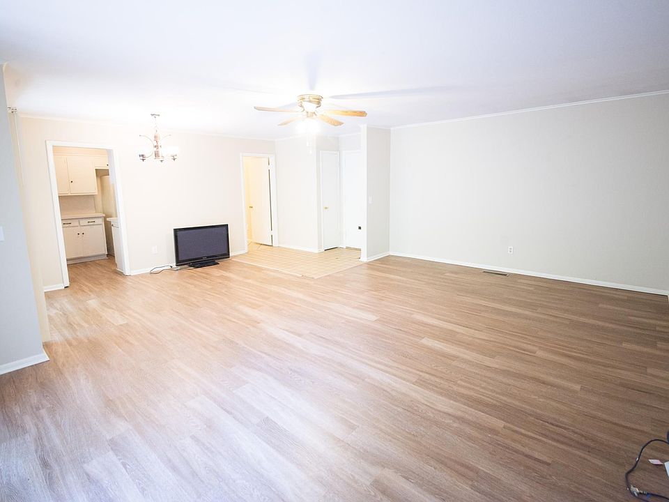 1st image of 2024 NW 32nd Ter