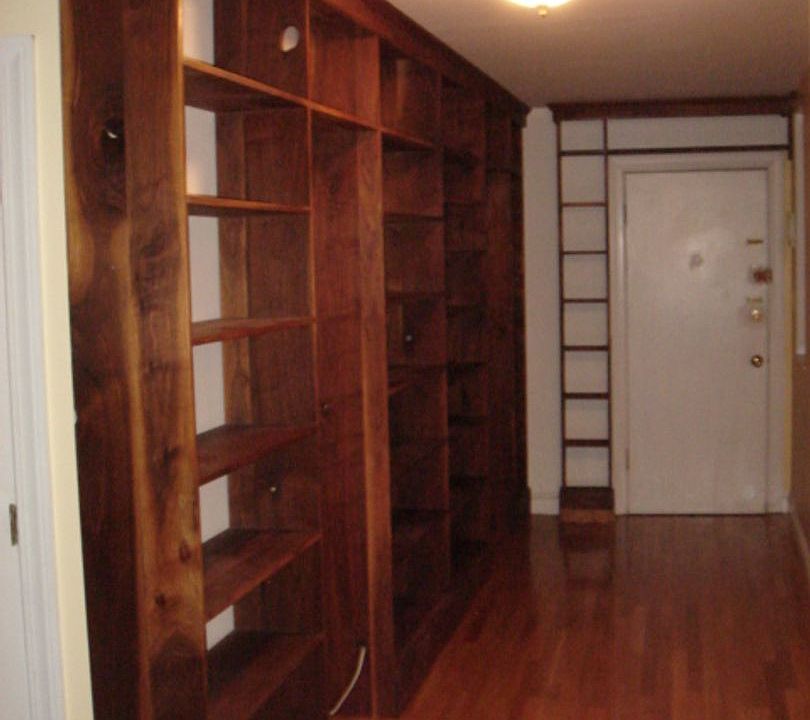 2nd image of 366 Riverway