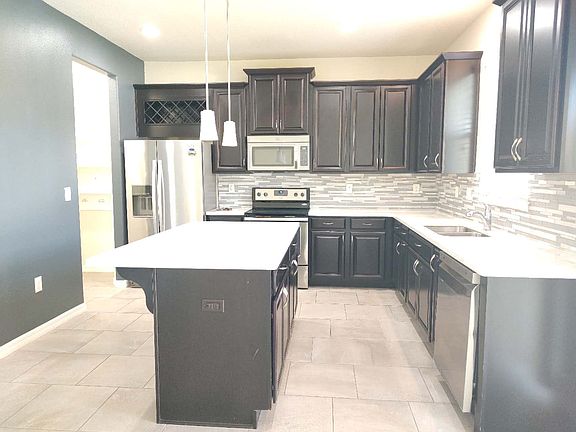 3rd image of 2918 Sera Bella Way