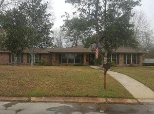 3501 Hastings Ln, Ocean Springs, MS 39564