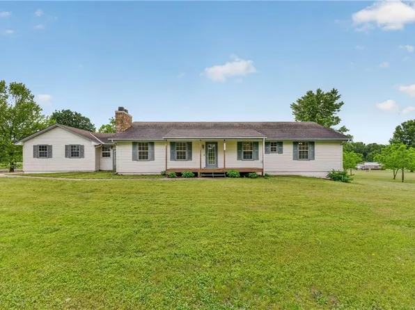 14203 E 198th St, Peculiar, MO 64078