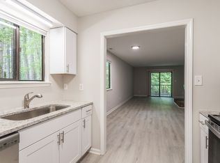 916 Hearthridge Ct., Raleigh, NC 27609