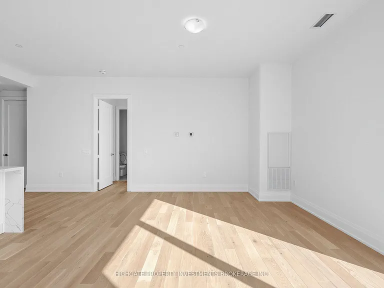 27 Korda Gate #Penthouse 102 — Photo 20