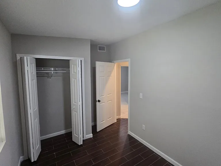 10242 Westmar Rd — Photo 6