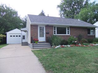 642 Anthony Ln, Madison, WI 53711