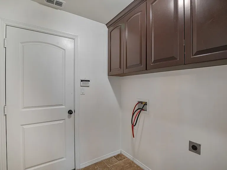 6707 S Rios St — Photo 10
