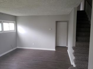 2413 Century Dr, Columbus, OH 43211