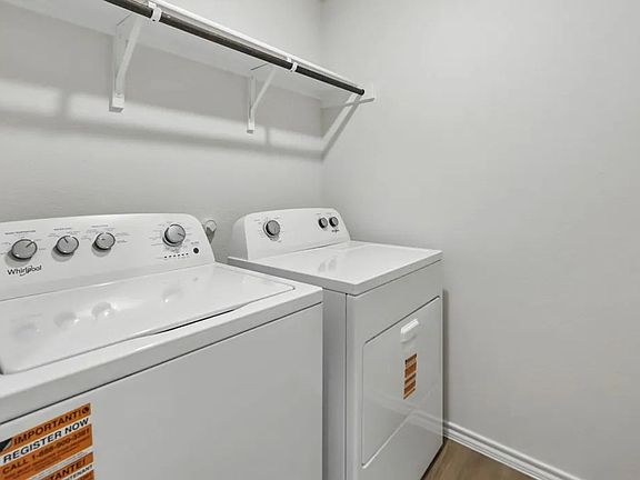 5th image of 505 Lansdowne Dr