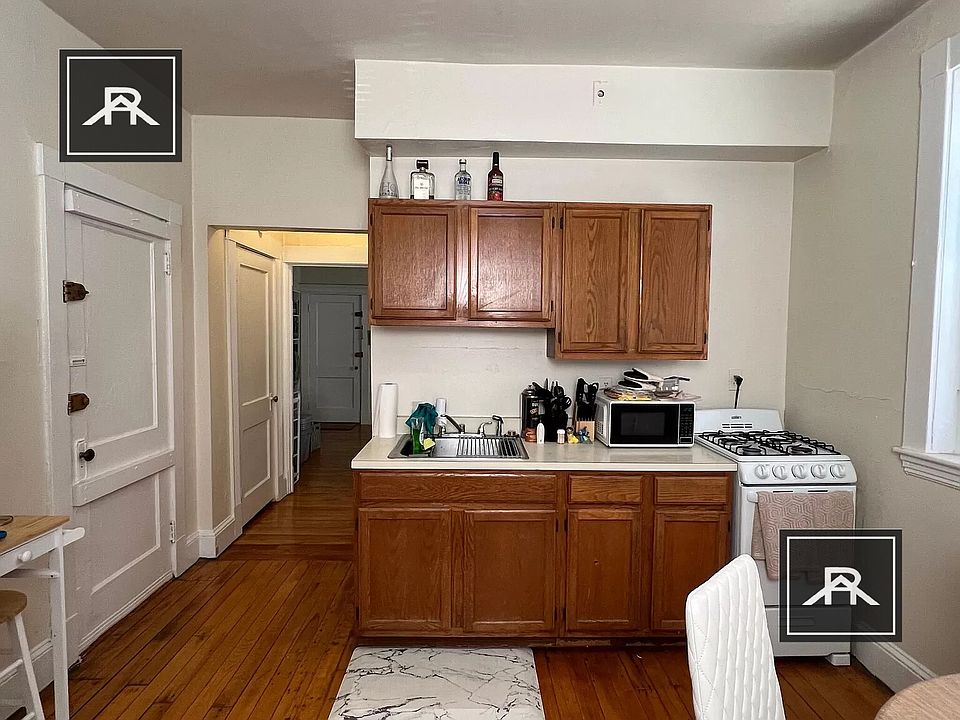 1st image of 215 Harvard Ave APT 4