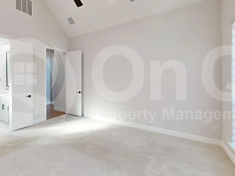 10678 Grayhead Dr — Photo 17