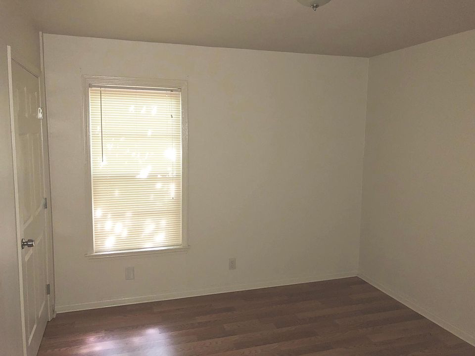 1st image of 2905 W Laurel St