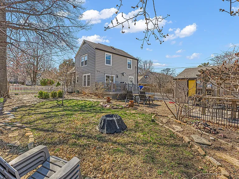 2716 SW 13th St — Photo 20
