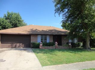 9043 E 27th Pl, Tulsa, OK 74129