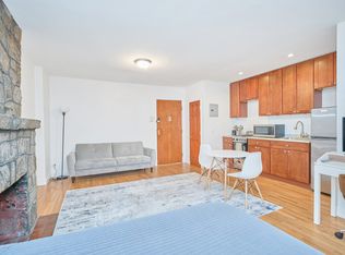 274 W 71st St APT 1, New York, NY 10023