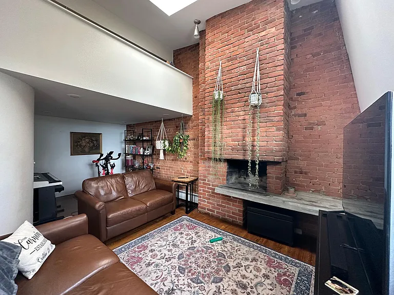 518 Chapel St #3 — Photo 11