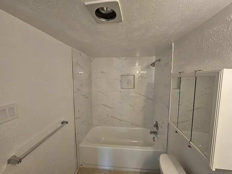 524 Oldbridge Dr — Photo 9