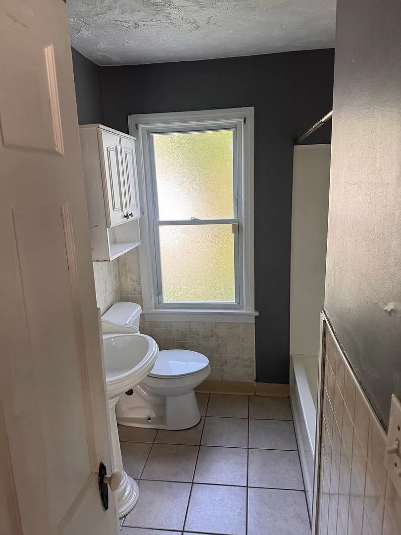 Price : $1,445 Updated 3-Bedroom Home in Maple Heights Section 8 Welcome! — Photo 3