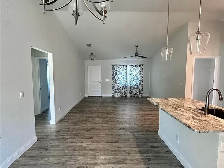 2017 Lovoy Ct — Photo 4
