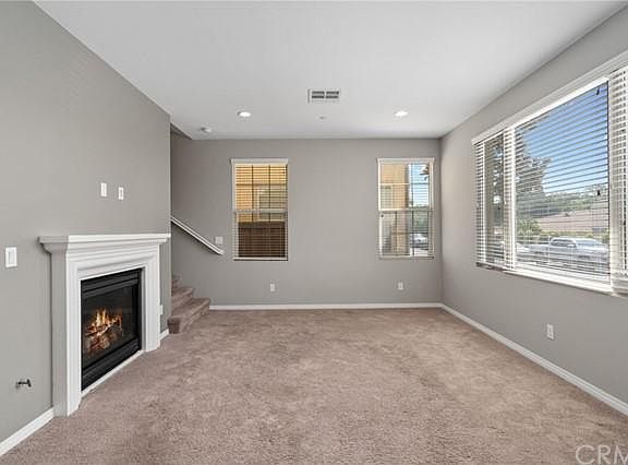 5th image of 435 Boston Dr
