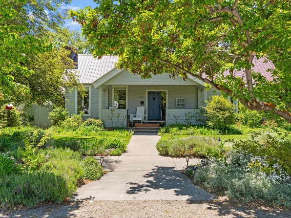 211 N 2nd Ave, Hailey, ID 83333