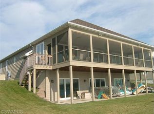 19651 Thompson Ln, Three Rivers, MI 49093