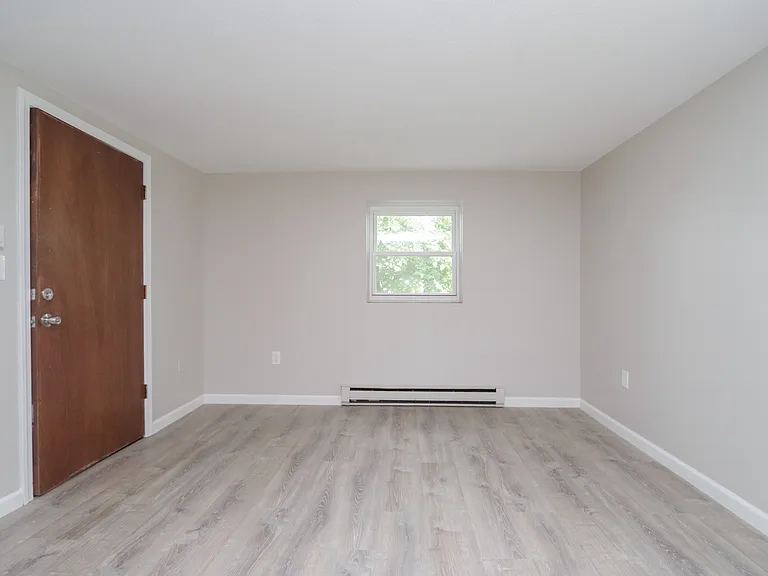 76 Meadow St #D — Photo 13