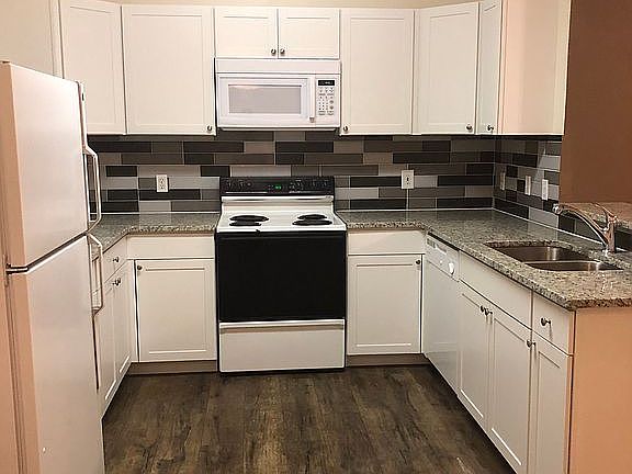 kitchen full renewed