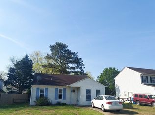 1969 Livingston Oak Dr, Virginia Beach, VA 23464