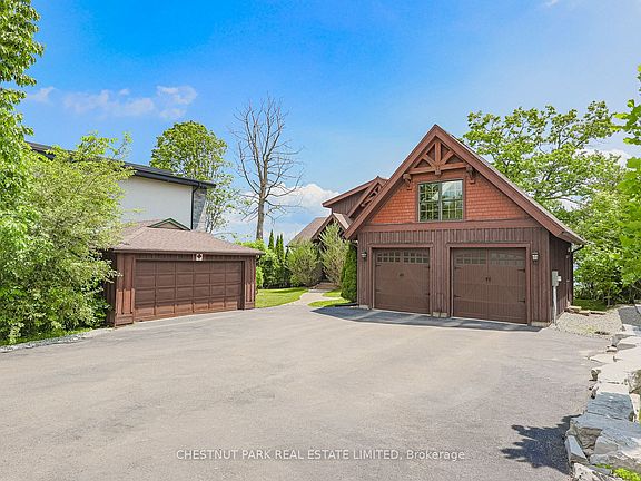 2nd image of 3531 Crescent Harbour Rd