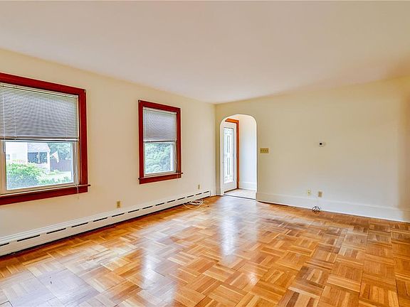 5th image of 502 Corliss Ave