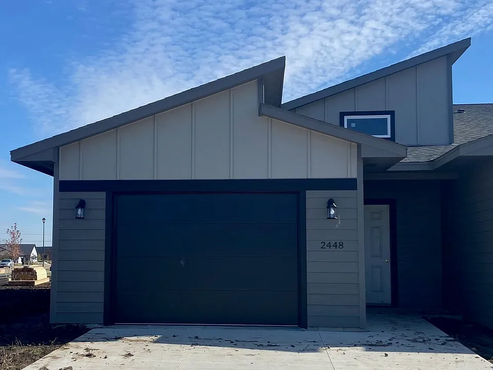 1 Front Exterior_03112024