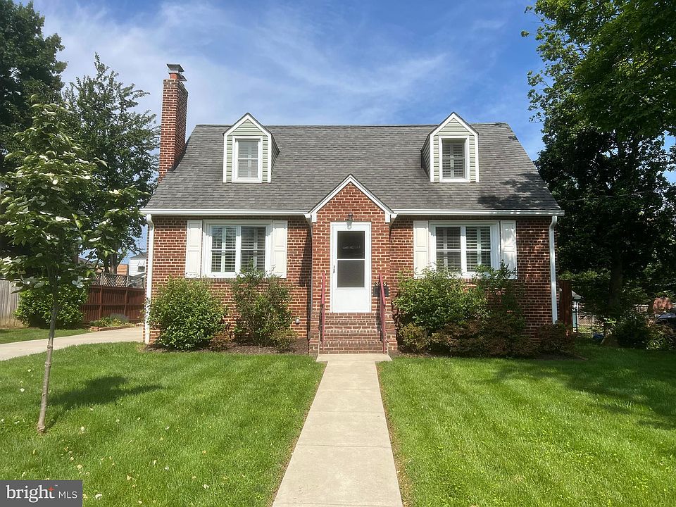1st image of 2855 Rogers Dr