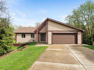 654 Harvest Ct, Crown Point, IN 46307