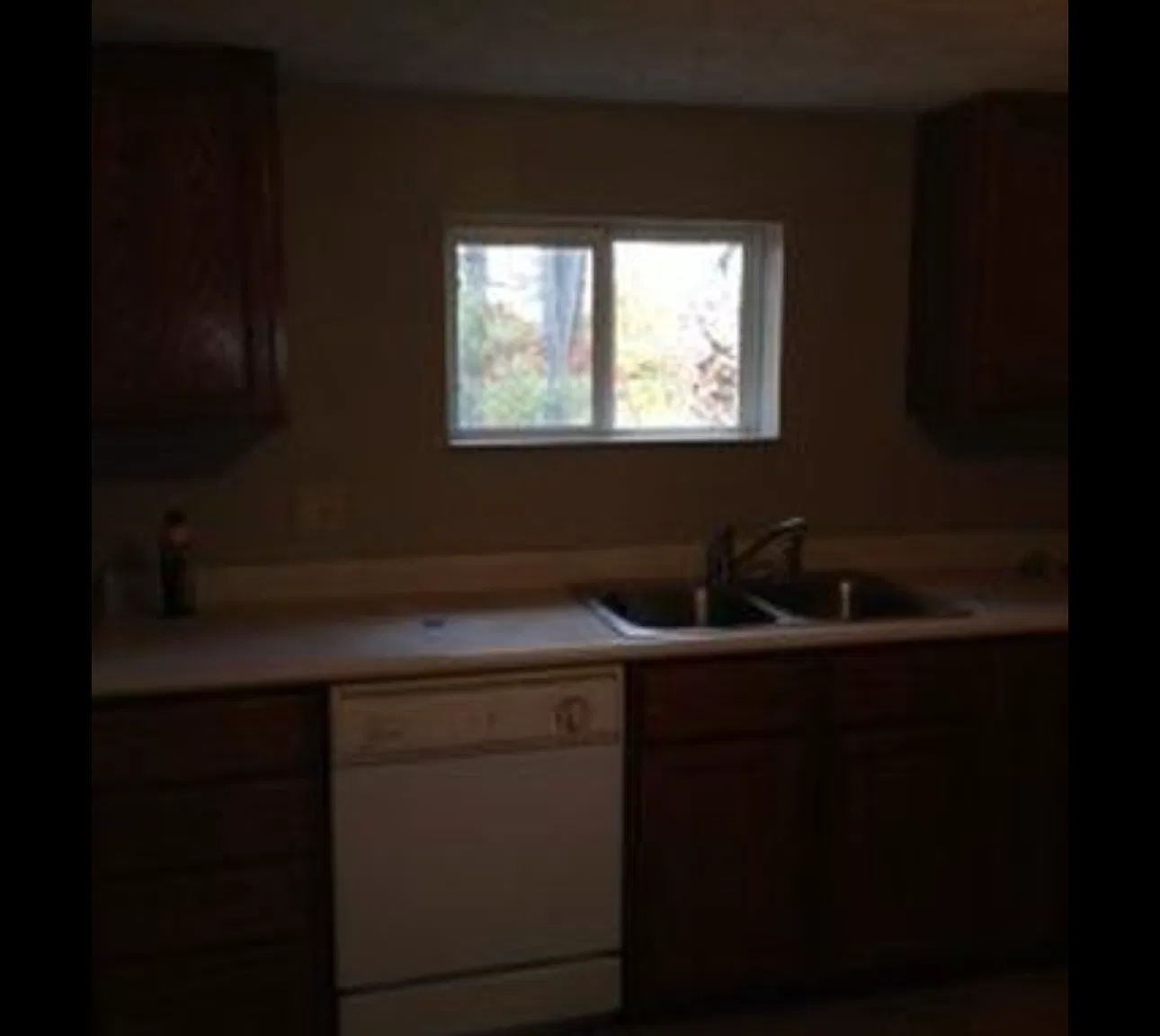 4 bed, 1688 sqft, $1,675 — Photo 3