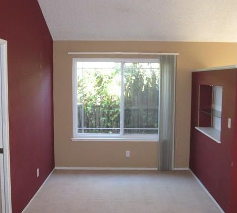 2nd image of 3817 Faberge Way