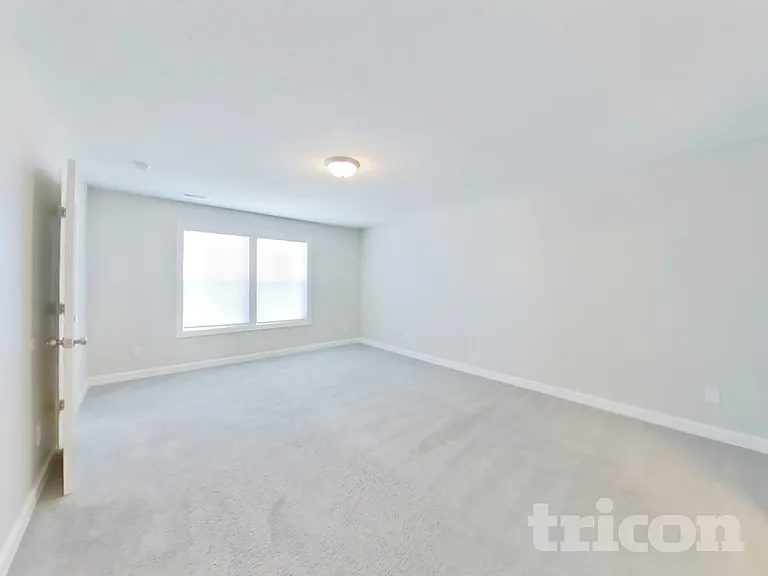 2990 Parkview Dr — Photo 7