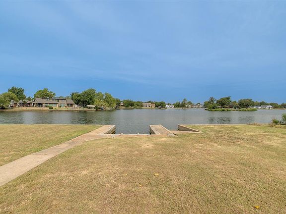 5th image of 10405 Ski Dr