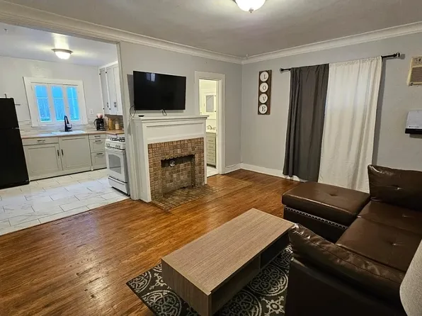 5613 La Mirada Ave, Los Angeles, CA 90038