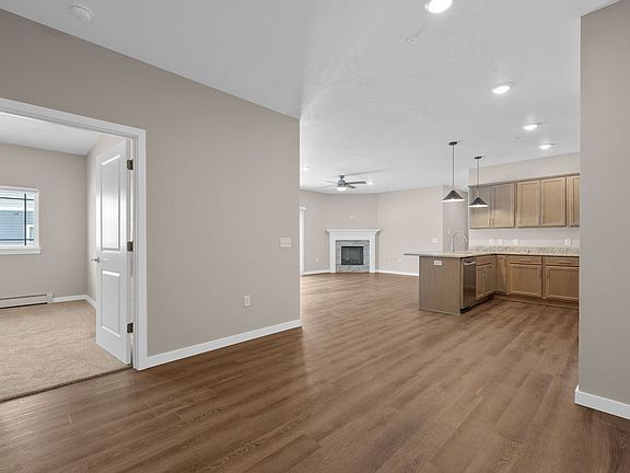 2nd image of 3241-3245 Riverside Dr #3241-3