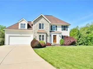 102 Genevieve Cir, Aliquippa, PA 15001