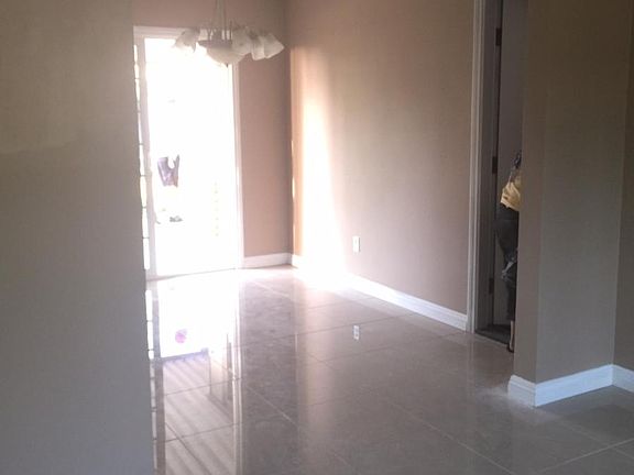 3rd image of 33776 Fairview Dr