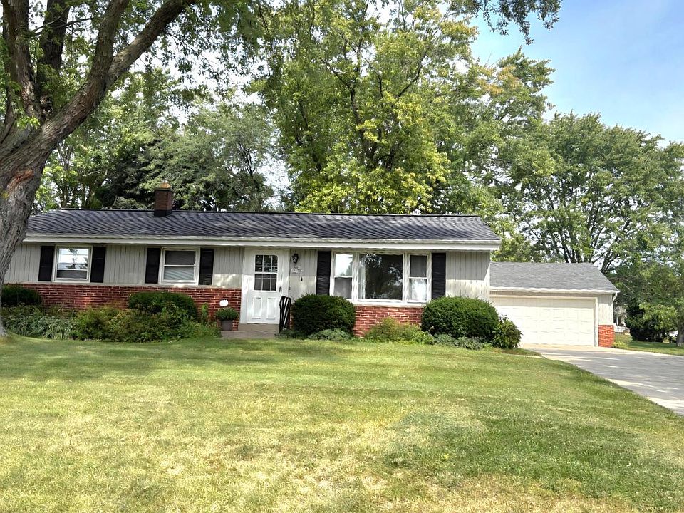 1st image of N62W23794 Hickory DRIVE