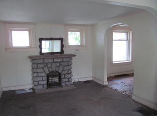 2937 Askew Ave, Kansas City, MO 64128