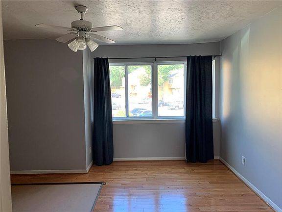 2nd image of 56 Sandalwood Cir