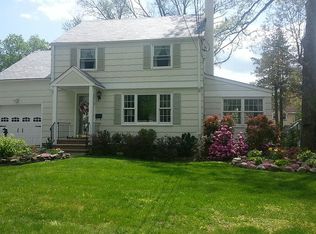 11 Rosemilt Pl, Morristown, NJ 07960